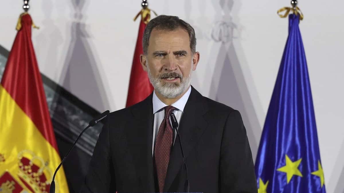 El rey de España pasa a cuarentena tras tener contacto con contagiado de coronavirus