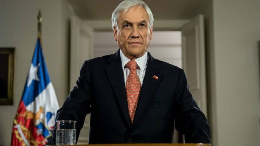 Presidente de Chile anuncia paquete de ayuda a familias de clase media golpeadas por el coronavirus