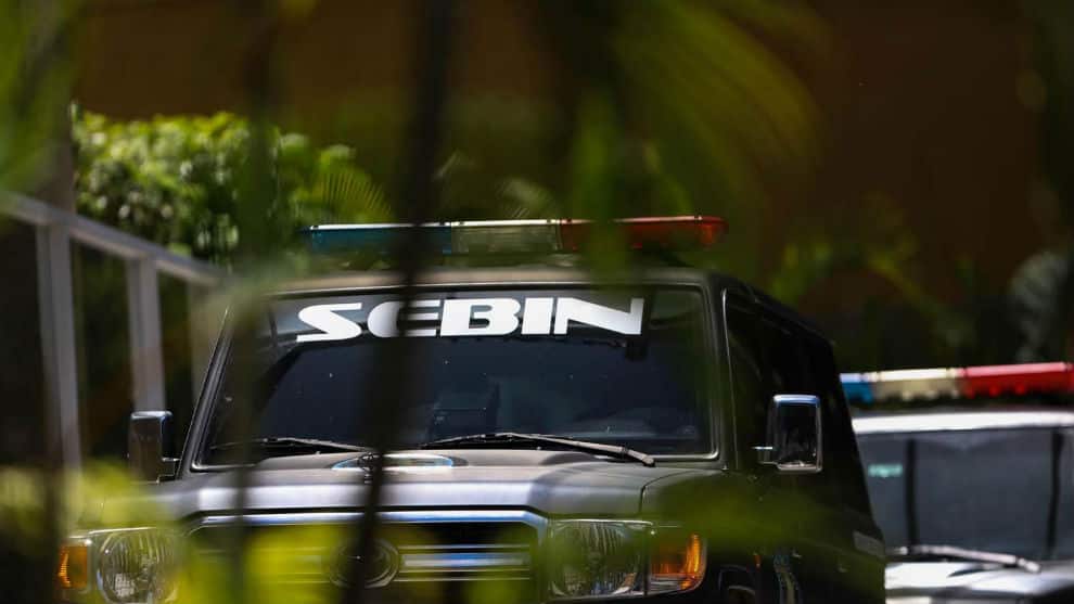 Sebin allana vivienda de dirigente político