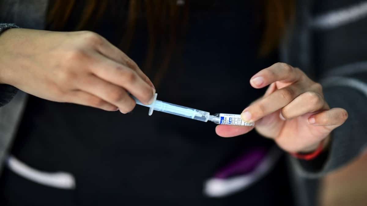 Panamá se une a los países de la región (como Argentina) que aplican la vacuna Sputnik V. Foto: AFP