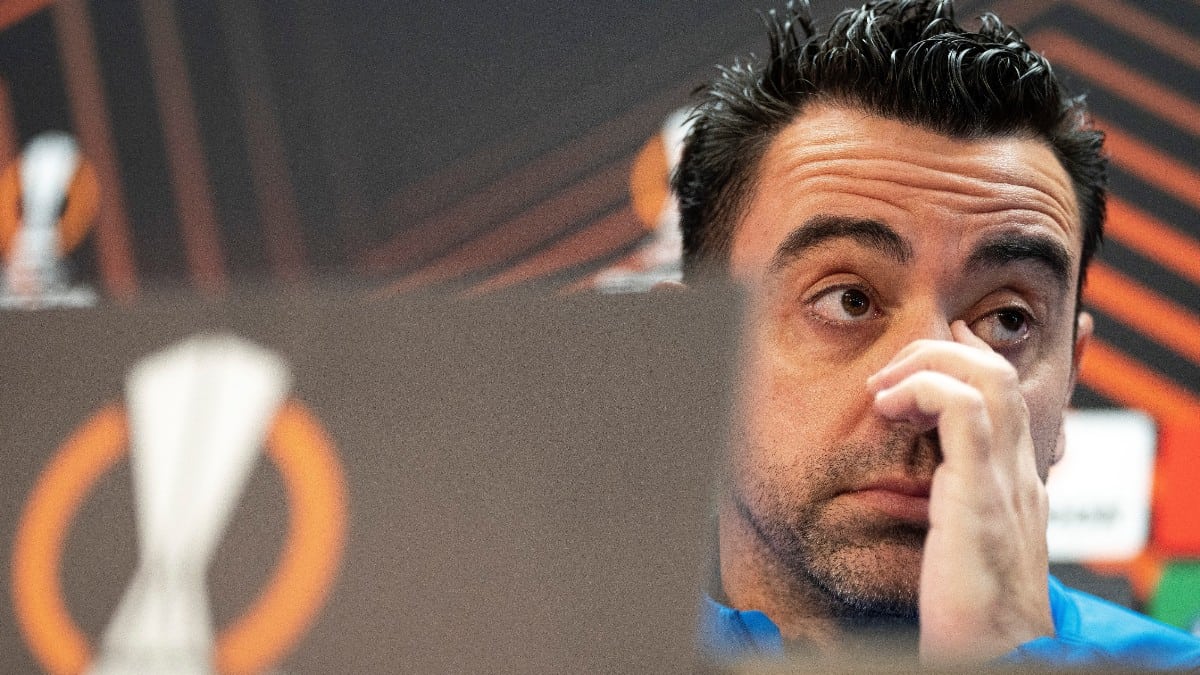 Xavi Hernández - (Foto: EFE) "Me da mucha rabia escuchar el himno de la Champions y no estar ahí": Xavi Hernández