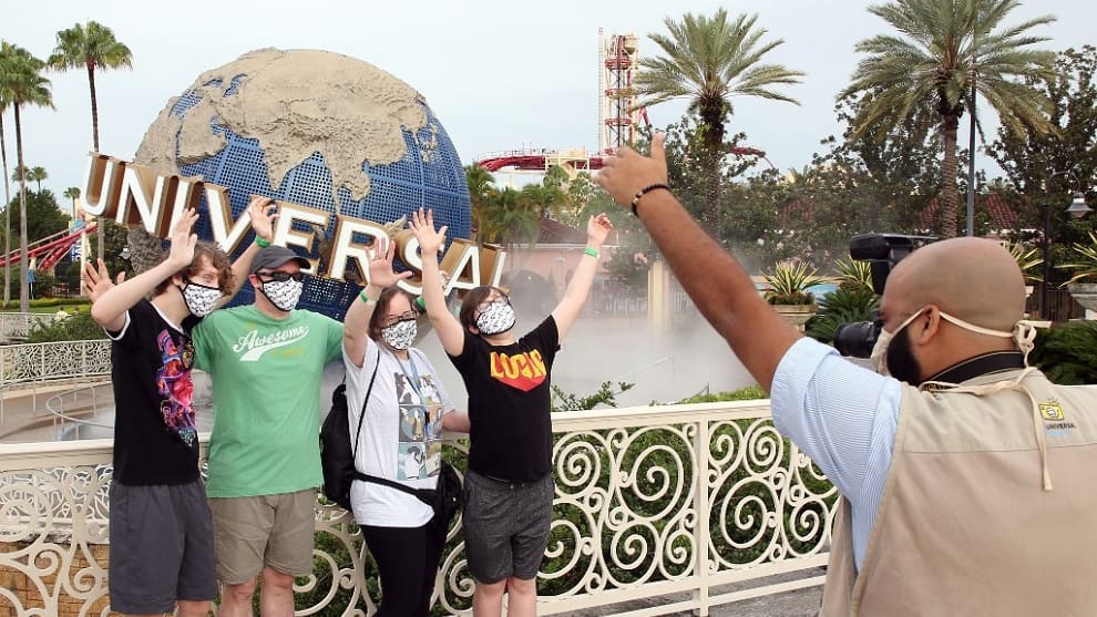 Universal Orlando es el primer gran parque temático que abre en EE. UU.