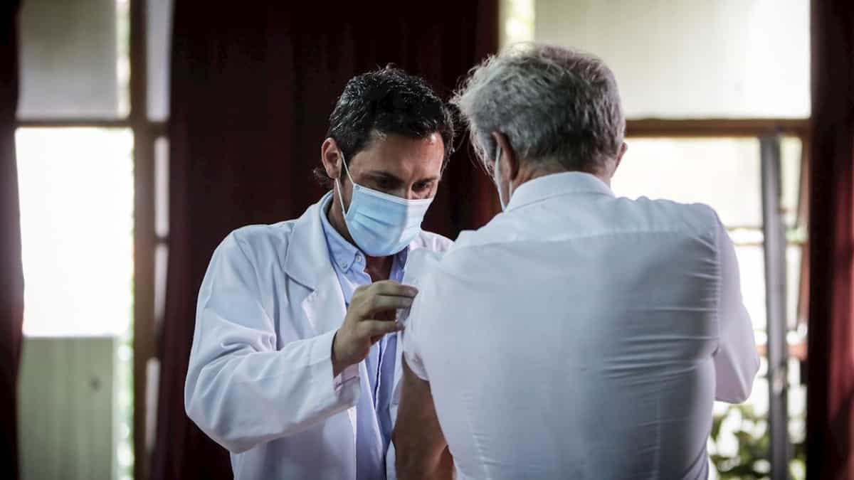 Argentina denuncia “sabotaje” tras perder 400 dosis de la vacuna rusa