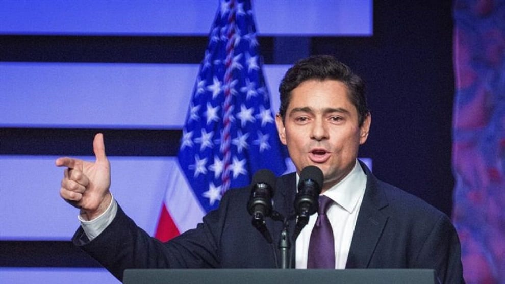 Vecchio asegura que están próximos a ocupar la embajada de Venezuela en Washington Carlos-Vecchio
