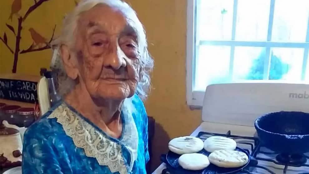 ¡Todavía prepara arepas!: Con 117 años Martina Pernalete es la venezolana más longeva