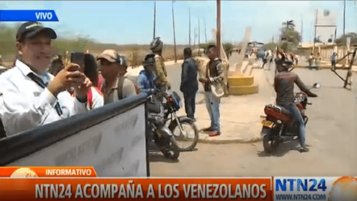 venezolanos viacrucis