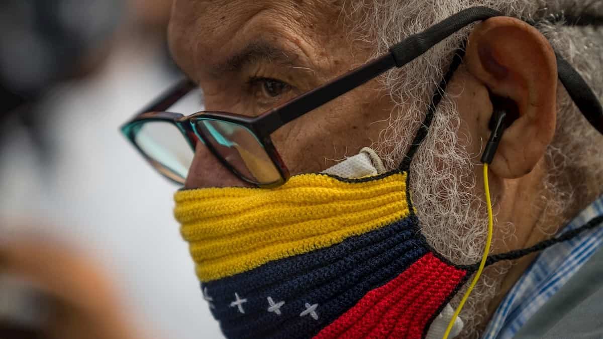 Régimen venezolano reporta tímida cifra de covid-19 este miércoles: 2 muertos y 300 casos