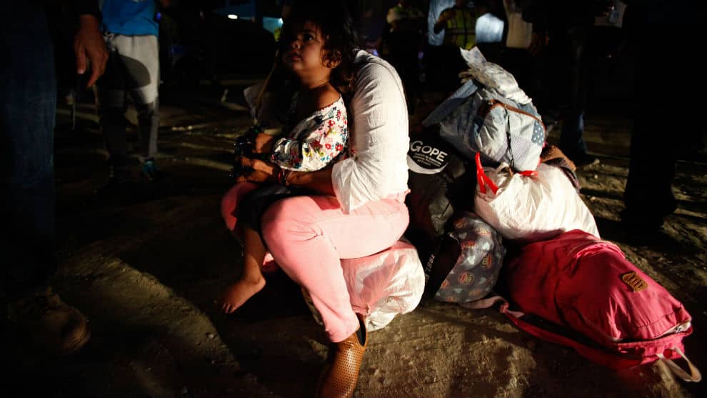 MENORES VENEZOLANOS EN PERU