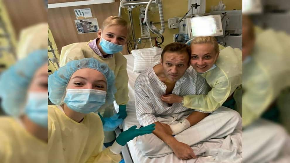 Navalny reaparece en Instagram: "Ayer respiré todo el día solo"