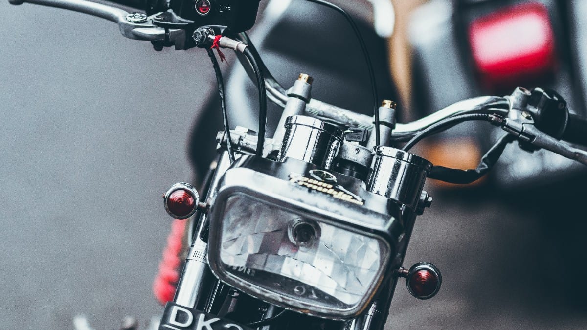 Alcaldía de Bogotá restringe la figura del ‘parrillero’ en moto